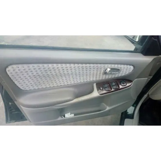 MAZDA 626 BERLINA (GF) '2001 2.0 T-DIESEL COMFORT VERDE