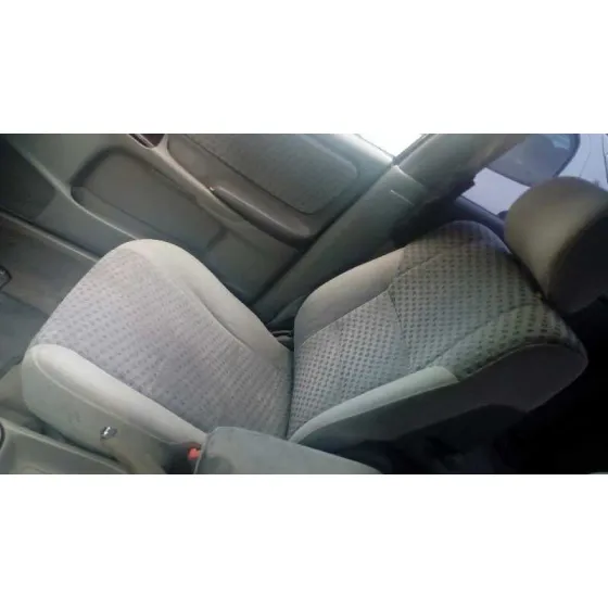 MAZDA 626 BERLINA (GF) '2001 2.0 T-DIESEL COMFORT VERDE