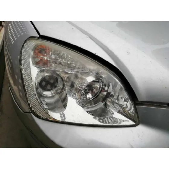 KIA CARENS (UN) '2006 CONCEPT PLATA