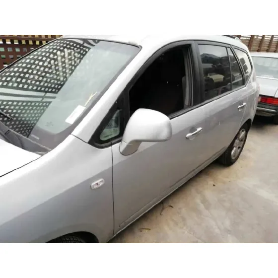 KIA CARENS (UN) '2006 CONCEPT PLATA
