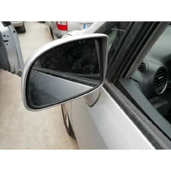 KIA CARENS (UN) '2006 CONCEPT PLATA