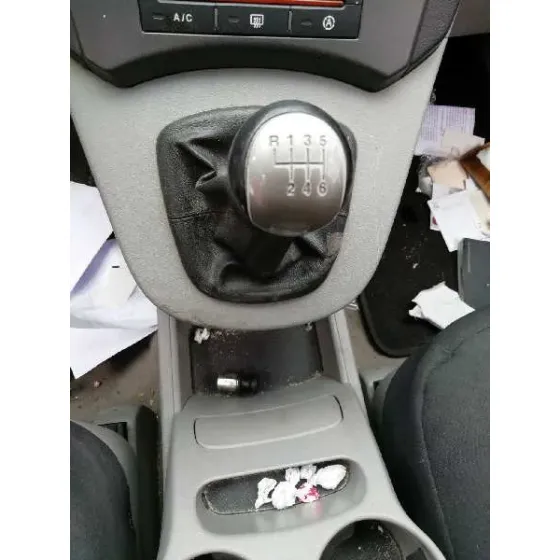 KIA CARENS (UN) '2006 CONCEPT PLATA