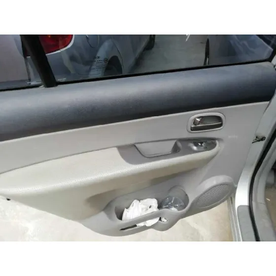 KIA CARENS (UN) '2006 CONCEPT PLATA