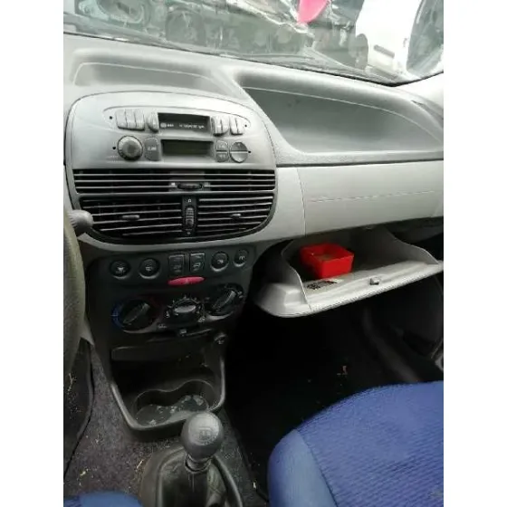 FIAT PUNTO BERLINA (188) '2002 1.2 8V GRIS AZULON