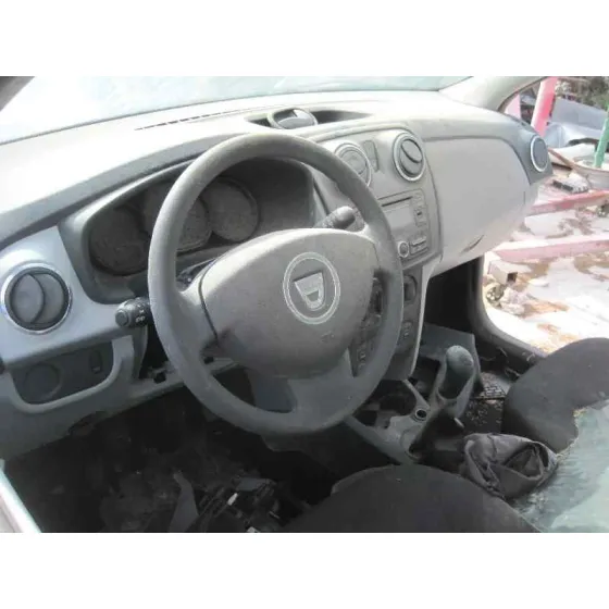 DACIA SANDERO '2013 AMBIANCE MUSIC BLANCO