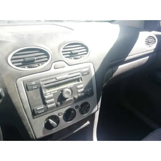 FORD FOCUS SPORTBREAK (CAP) '2007 GHIA VERDE