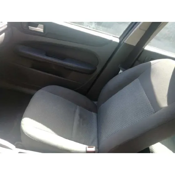 FORD FOCUS SPORTBREAK (CAP) '2007 GHIA VERDE