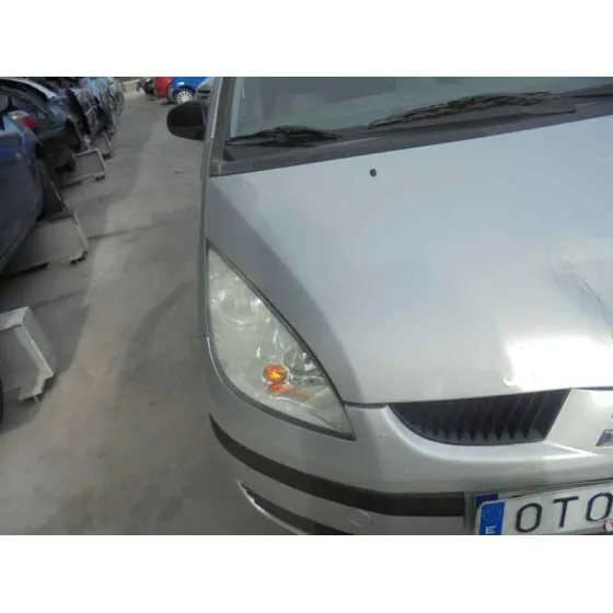 MITSUBISHI COLT BERLINA 5 (Z30A) '2004 1.1 INFORM (D) PLATA