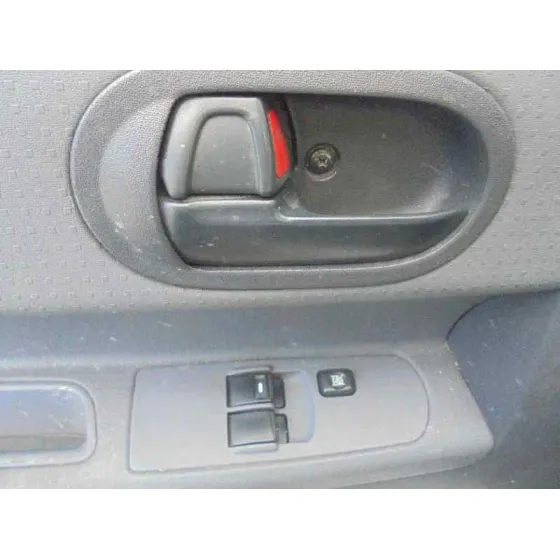 MITSUBISHI COLT BERLINA 5 (Z30A) '2004 1.1 INFORM (D) PLATA