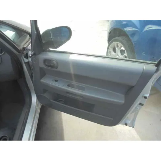 MITSUBISHI COLT BERLINA 5 (Z30A) '2004 1.1 INFORM (D) PLATA
