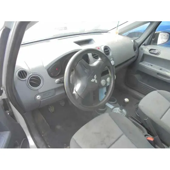MITSUBISHI COLT BERLINA 5 (Z30A) '2004 1.1 INFORM (D) PLATA
