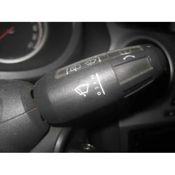 OPEL CORSA D '2006 CATCH ME ROJO
