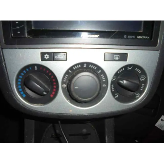 OPEL CORSA D '2006 CATCH ME ROJO