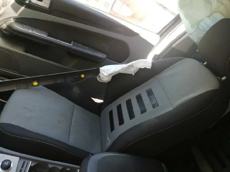FORD FOCUS LIM. (CB4) FORD FOCUS LIM. (CB4) '2010 TREND BLANCO 2007