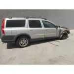 VOLVO XC70 VOLVO XC70 '2004 2.4 DIESEL CAT PLATA 2000