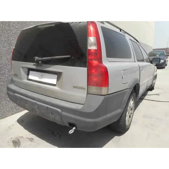 VOLVO XC70 '2004 2.4 DIESEL CAT PLATA