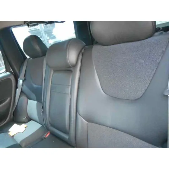 VOLVO XC70 '2004 2.4 DIESEL CAT PLATA