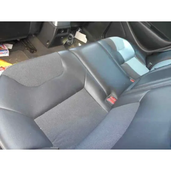VOLVO XC70 '2004 2.4 DIESEL CAT PLATA