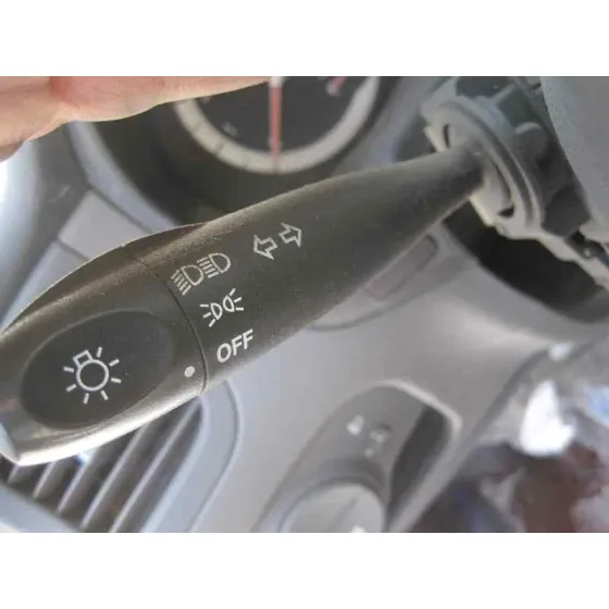 KIA RIO '2006 1.5 CRDI PLATA