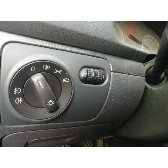 VOLKSWAGEN GOLF V BERLINA (1K1) '2006 HIGHLINE GRIS