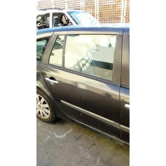 RENAULT LAGUNA II GRANDTOUR (KG0) '2001 DYNAMIQUE NEGRO