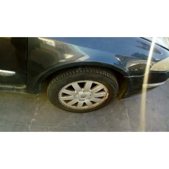 RENAULT LAGUNA II GRANDTOUR (KG0) '2001 DYNAMIQUE NEGRO