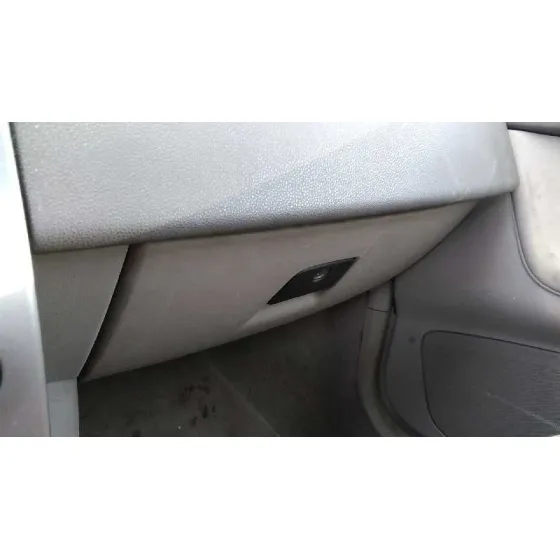 VOLVO V50 FAMILIAR '2007 1.6 DIESEL CAT NEGRO