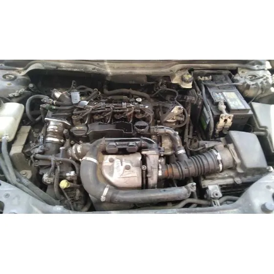 VOLVO V50 FAMILIAR '2007 1.6 DIESEL CAT NEGRO