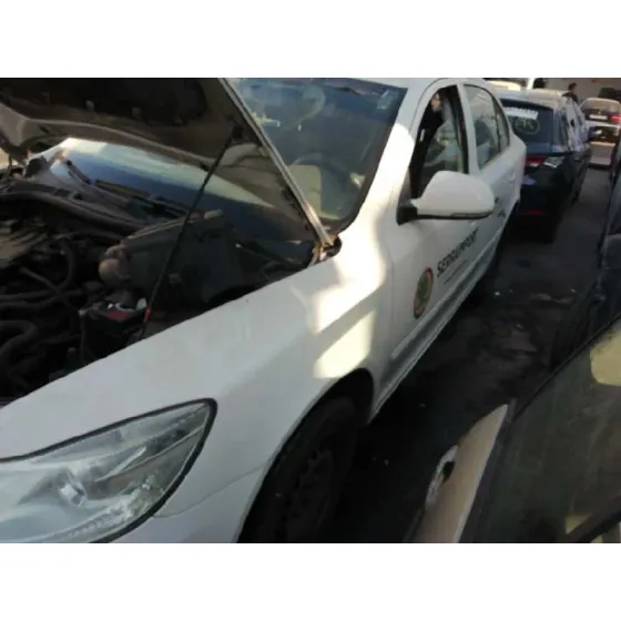 SKODA OCTAVIA BERLINA (1Z3) '2012 COLLECTION BLANCO