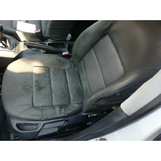 SKODA OCTAVIA BERLINA (1Z3) '2012 COLLECTION BLANCO