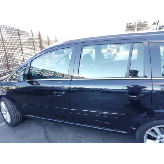 OPEL ZAFIRA B '2006 COSMO NEGRO