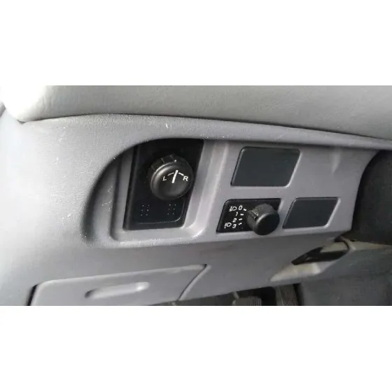NISSAN ALMERA TINO (V10M) '2005 VISIA GRIS