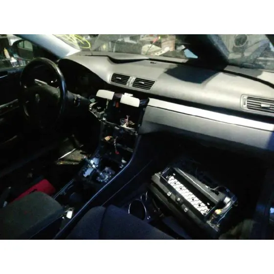 VOLKSWAGEN PASSAT BERLINA (3C2) '2007 2.0 TDI NEGRO