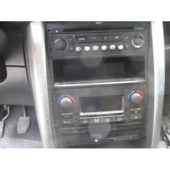 PEUGEOT 207 '2008 CONFORT NEGRO