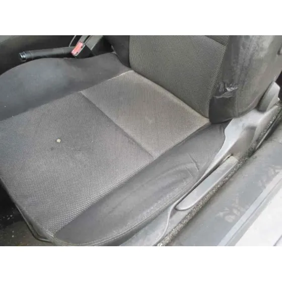 PEUGEOT 207 '2008 CONFORT NEGRO