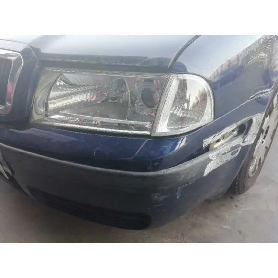 SKODA OCTAVIA BERLINA (1U2) '2003 AMBIENTE AZUL MARINO