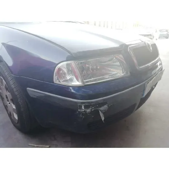 SKODA OCTAVIA BERLINA (1U2) '2003 AMBIENTE AZUL MARINO