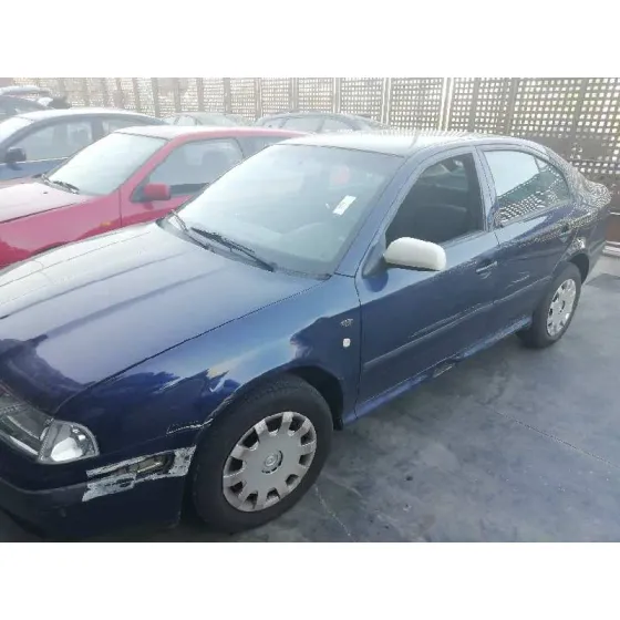 SKODA OCTAVIA BERLINA (1U2) '2003 AMBIENTE AZUL MARINO
