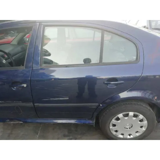 SKODA OCTAVIA BERLINA (1U2) '2003 AMBIENTE AZUL MARINO