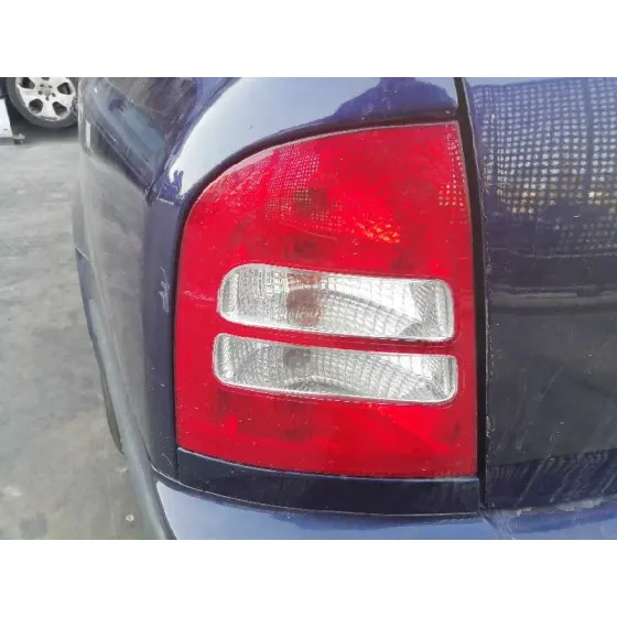 SKODA OCTAVIA BERLINA (1U2) '2003 AMBIENTE AZUL MARINO