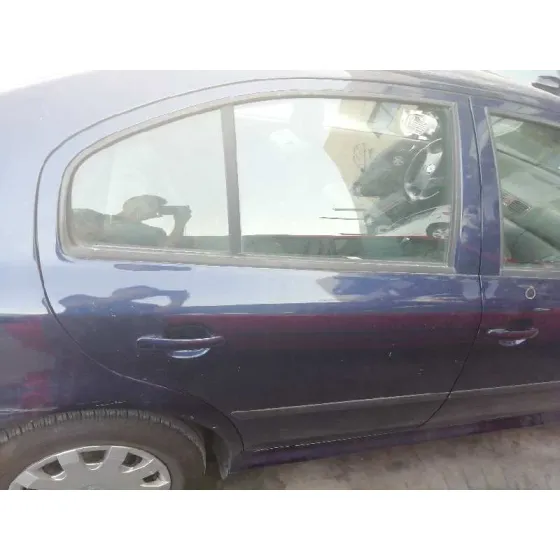 SKODA OCTAVIA BERLINA (1U2) '2003 AMBIENTE AZUL MARINO