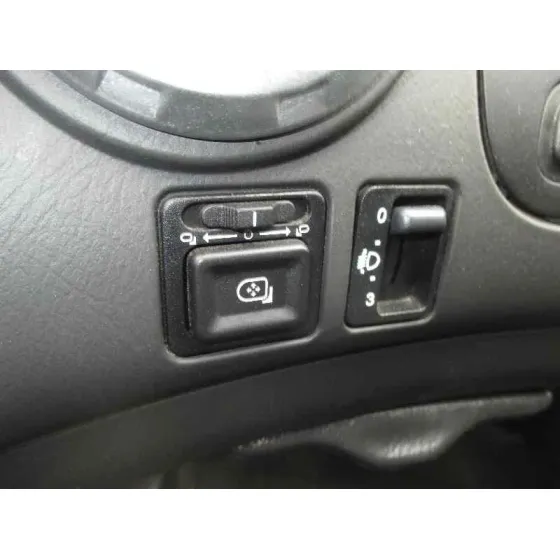 MG ROVER MG ZS (T/RT) '2004 120 AZUL