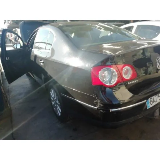 VOLKSWAGEN PASSAT BERLINA (3C2) '2008 2.0 TDI NEGRO