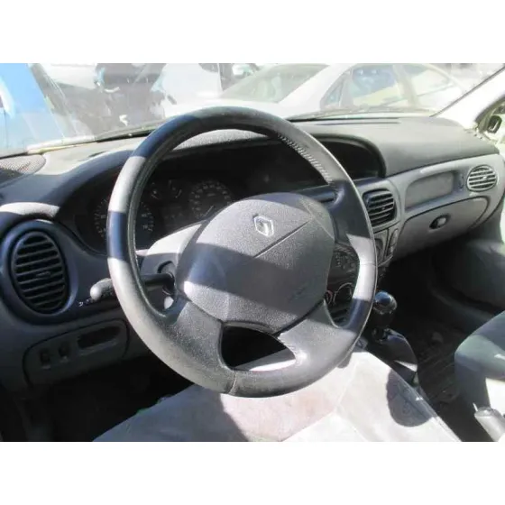 RENAULT MEGANE I FASE 2 CLASSIC (LA..) '2000 1.6 16V AUTHENTIQUE VERDE