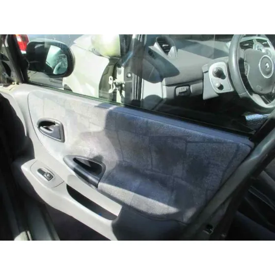 RENAULT MEGANE I FASE 2 CLASSIC (LA..) '2000 1.6 16V AUTHENTIQUE VERDE