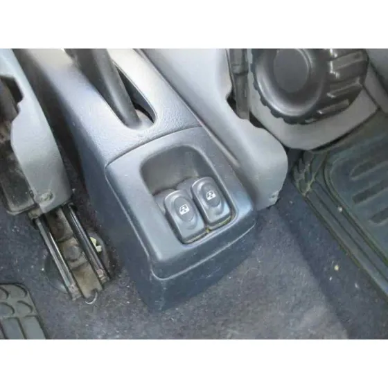 RENAULT MEGANE I FASE 2 CLASSIC (LA..) '2000 1.6 16V AUTHENTIQUE VERDE