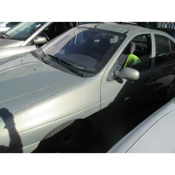 RENAULT MEGANE I FASE 2 CLASSIC (LA..) '2000 1.6 16V AUTHENTIQUE VERDE