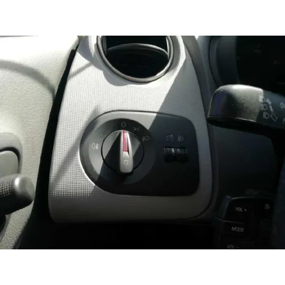 SEAT IBIZA (6J5) '2010 REFERENCE BLANCO