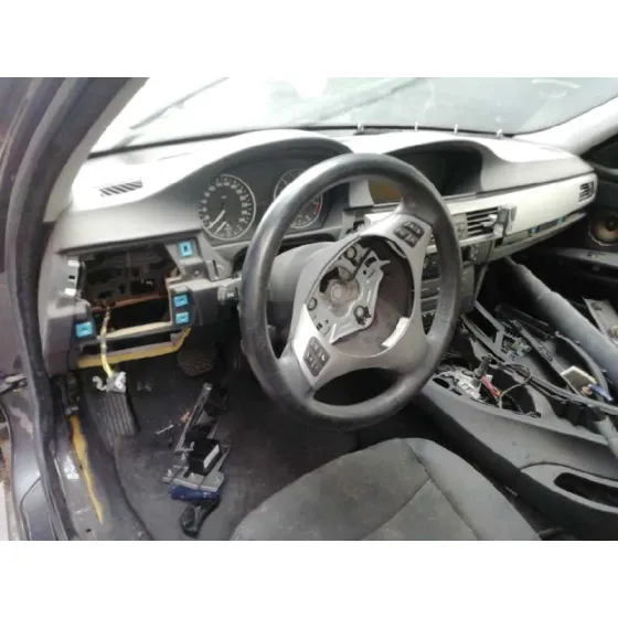 BMW SERIE 3 BERLINA (E90) '2005 320D GRIS