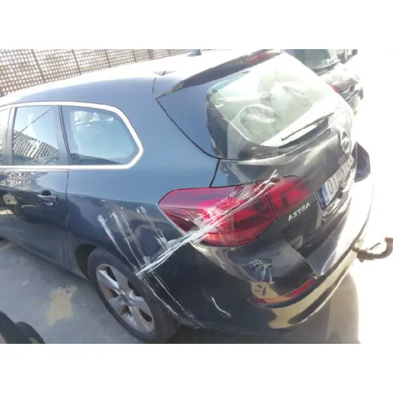OPEL ASTRA J SPORTS TOURER '2009 COSMO NEGRO